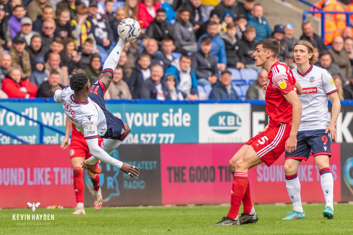 Amadou Bakayoko of Bolton Wanderer's performs a overhead kick against Accrington Stanley in an EFL Division One game at the Bolton University Stadium, Bolton. Photo by Kevin Hayden.