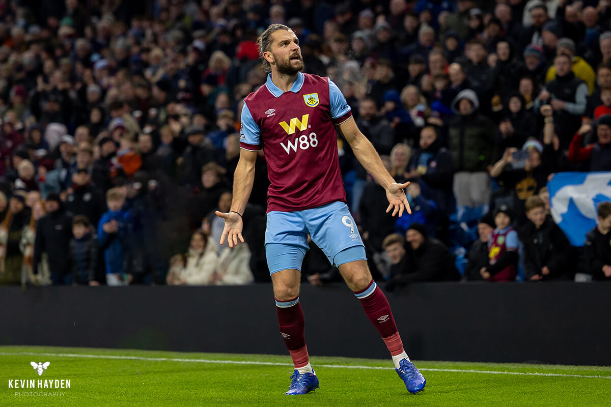 Burnley's Jay Rodriguez celebrates after scoring a penalty against West Ham United at Turf Moor, Burnley. Photo by Kevin Hayden.